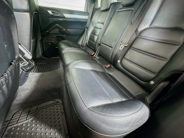 2015 Porsche Cayenne Turbo