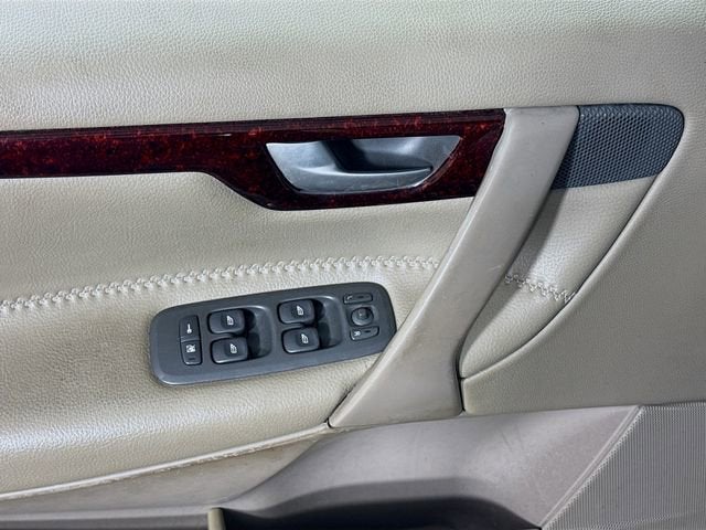 2003 Volvo V70 2.5L Turbo XC70