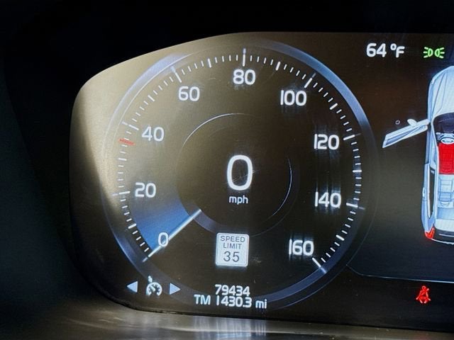 2020 Volvo XC60 Momentum