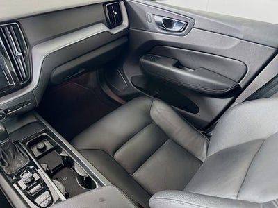 2020 Volvo XC60 Momentum