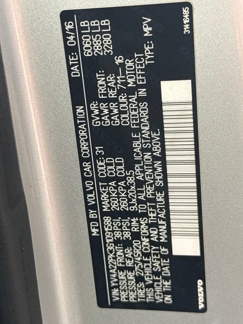 2016 Volvo XC90 T6 Momentum