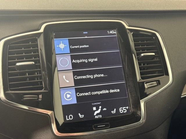2016 Volvo XC90 T6 Momentum