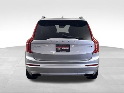 2016 Volvo XC90 T6 Momentum